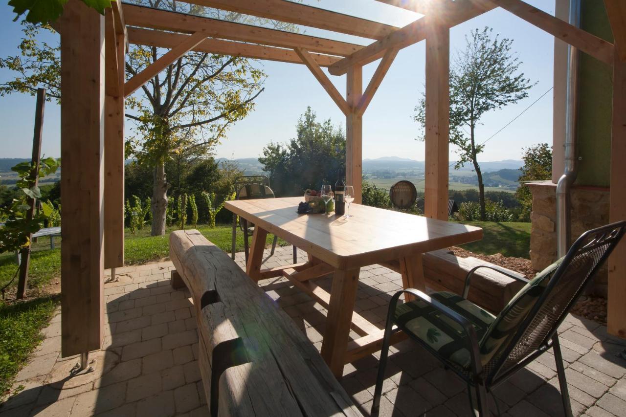 Ferienhäuser im Weingarten Fehring Exterior foto